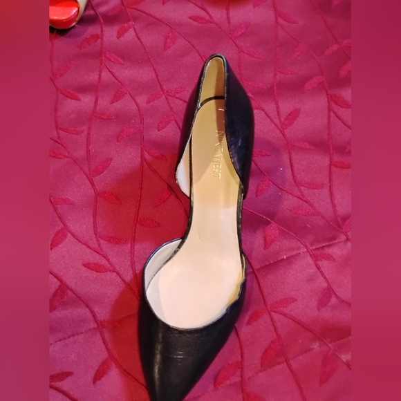 Nine west - Picture 1 of 1